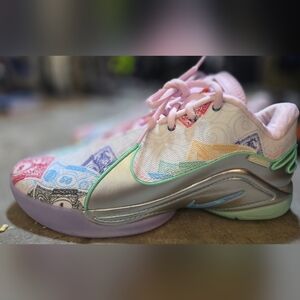 NIKE LEBRON XXII QS Monopoly Series